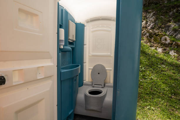 Best Portable restroom solutions  in Tchula, MS